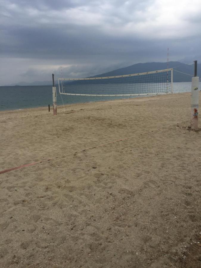 Thomas Vrasna Close To The Sea Zewnętrze zdjęcie